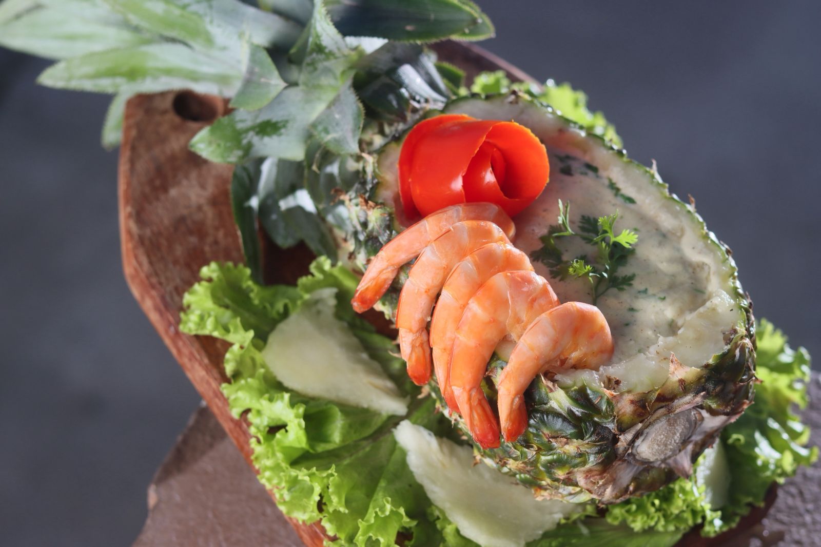 Camarão ao molho de abacaxi